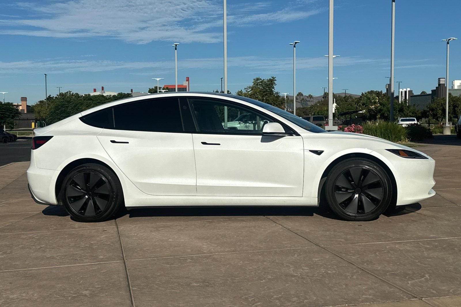Used 2024 Tesla Model 3 Long Range AWD/4WD image 3