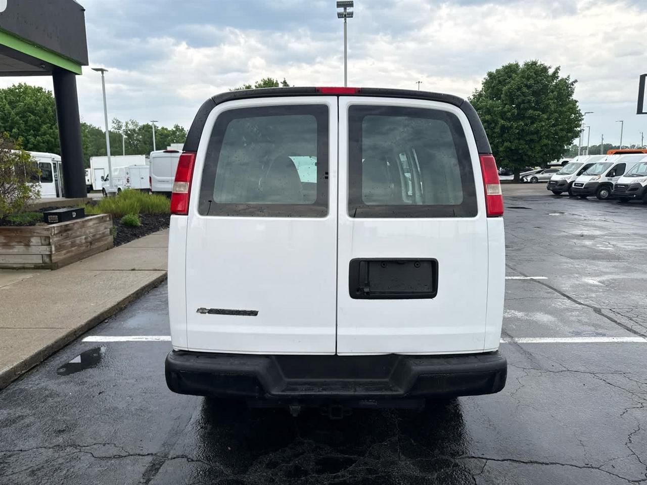 Used 2015 Chevrolet Express 2500 RWD image 7