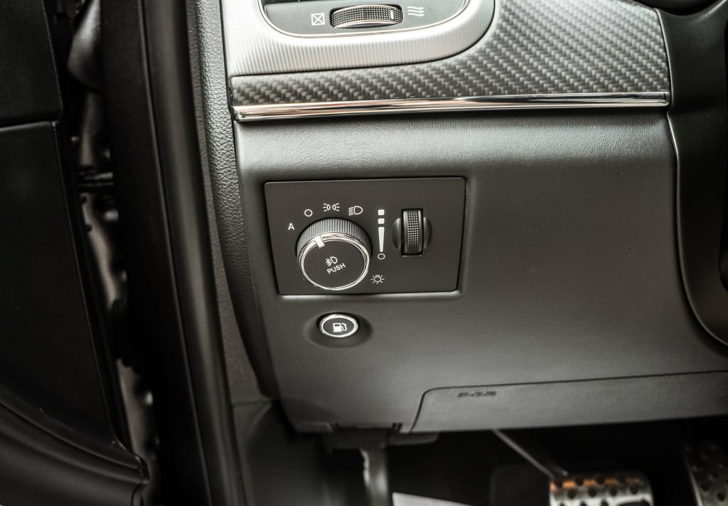 Used 2020 Jeep Grand Cherokee SRT AWD/4WD image 20