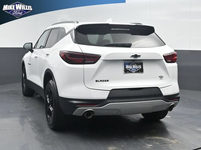 Used 2024 Chevrolet Blazer LT w/ Convenience Package FWD image 5