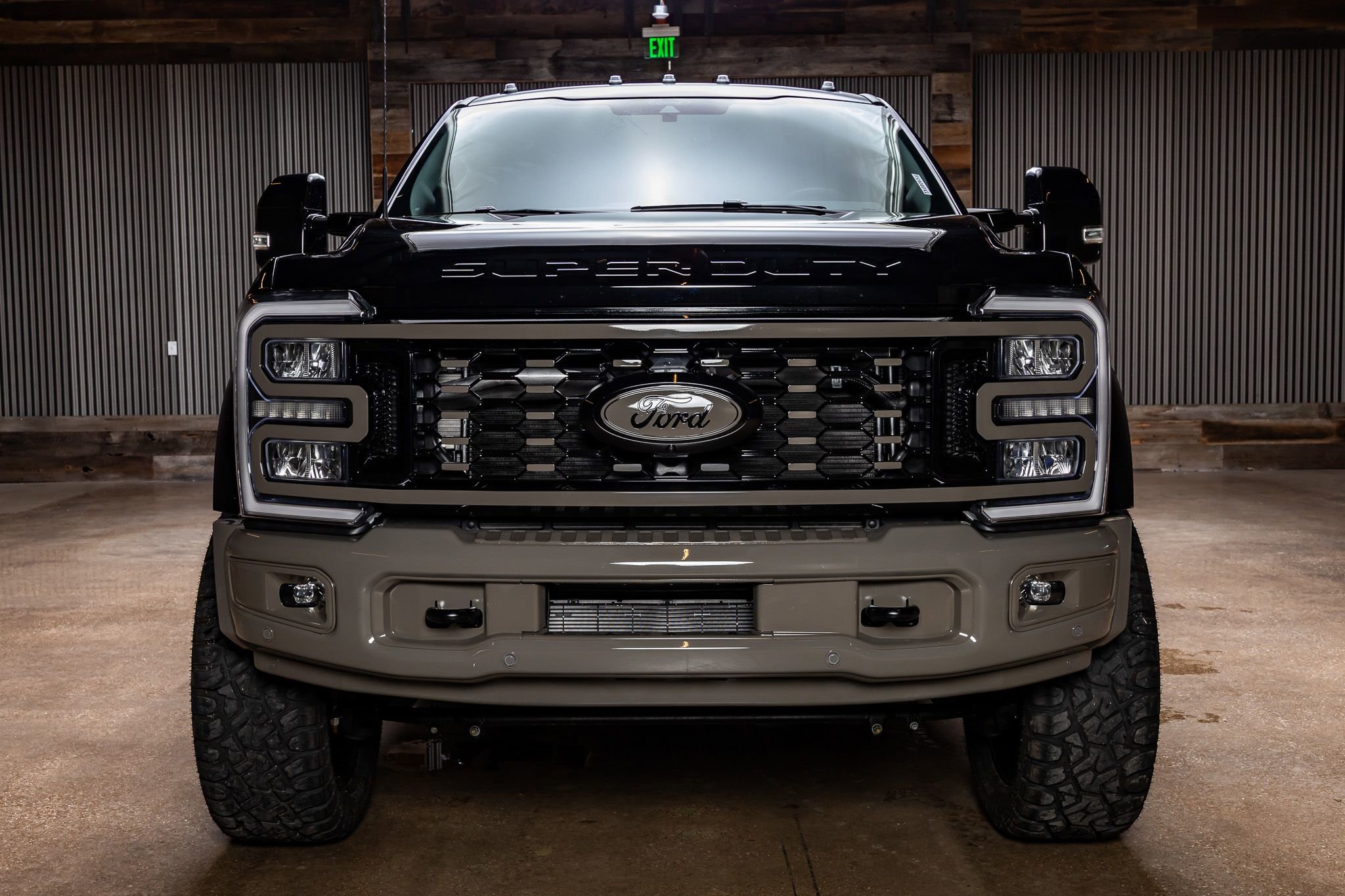 Used 2026 Ford F450 King Ranch w/ FX4 Off-Road Package image 2