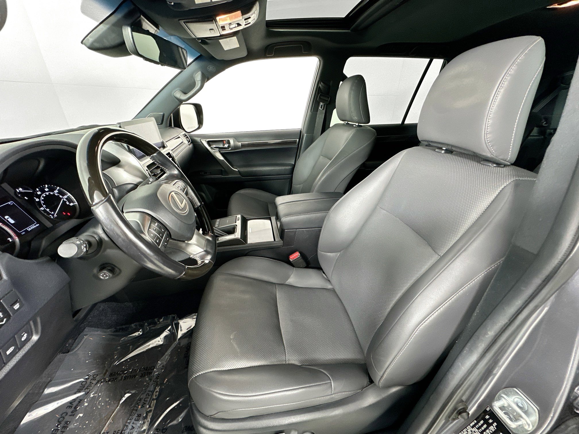 Used 2022 Lexus GX 460 Premium w/ Accessory Package AWD/4WD image 21