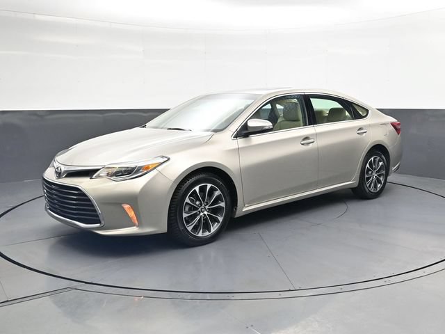 Used 2016 Toyota Avalon XLE Premium FWD image 9