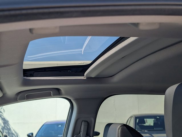 Used 2018 Honda CR-V Touring image 15