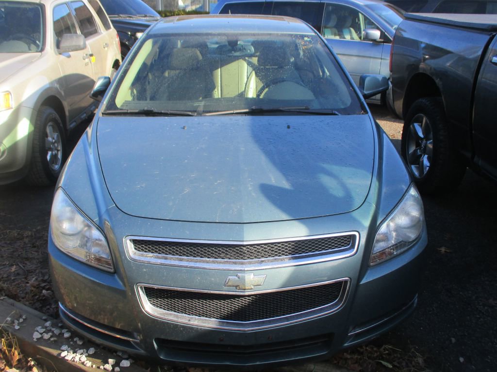 Used 2009 Chevrolet Malibu LT w/ HFV6 Engine Package image 2