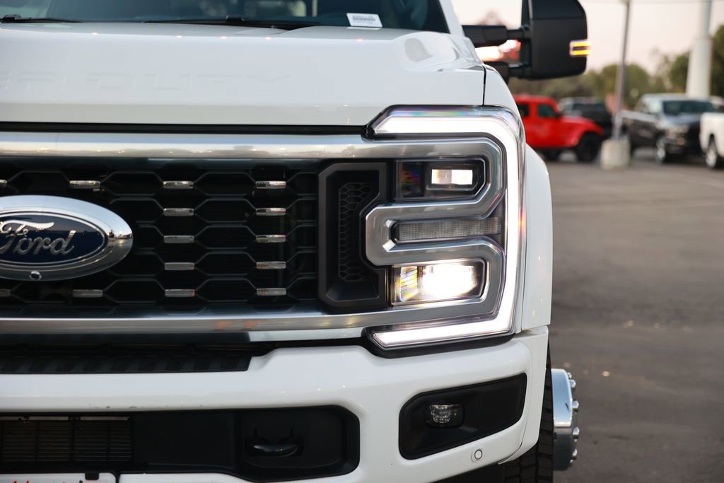 Used 2025 Ford F450 Platinum w/ FX4 Off-Road Package AWD/4WD image 5