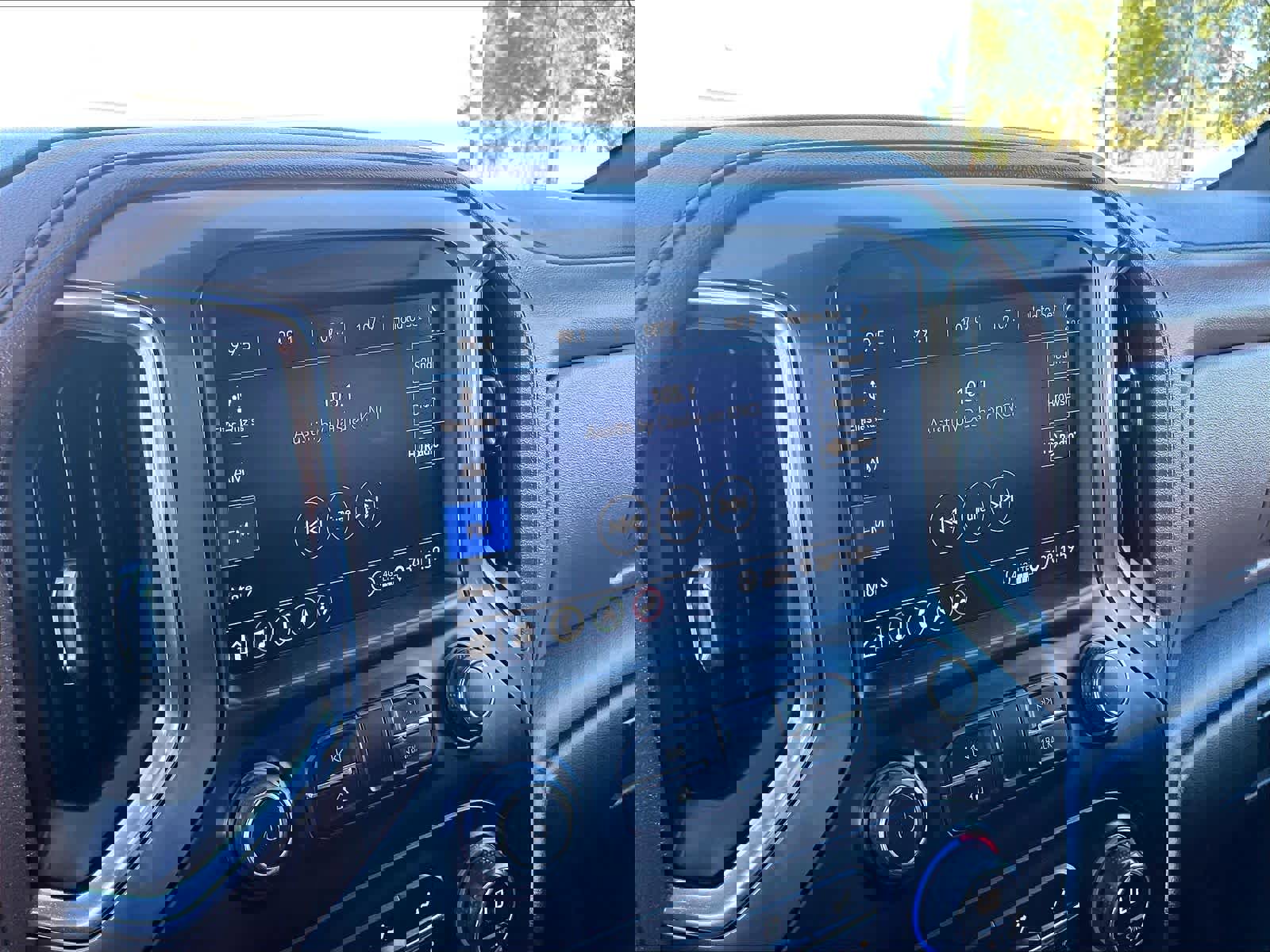 Used 2020 Chevrolet Silverado 2500 High Country w/ Z71 Off-Road Package image 22