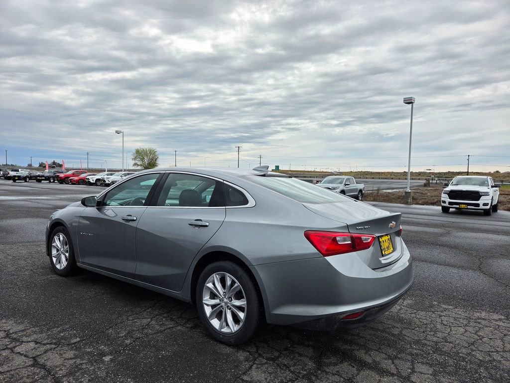 Used 2023 Chevrolet Malibu LT FWD image 3