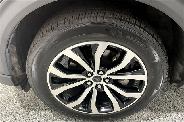 Used 2024 Ford Explorer ST-Line w/ Class IV Trailer Tow Package image 33