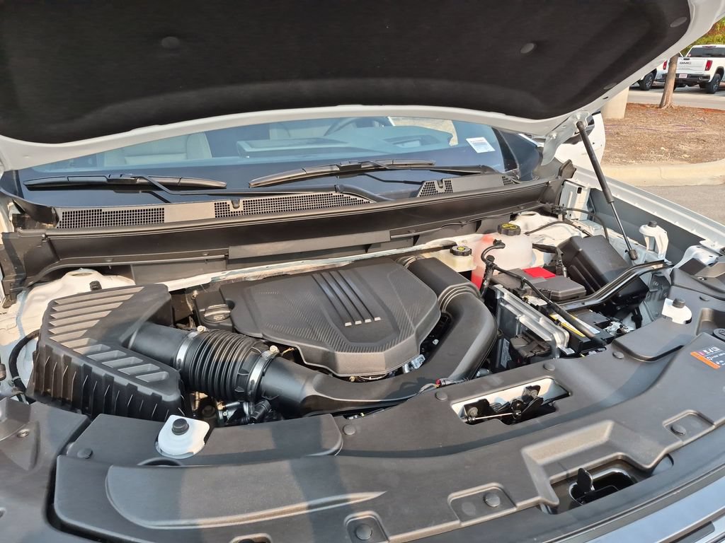 New 2027 GMC Acadia AT4 w/ Luxury Package AWD/4WD image 18