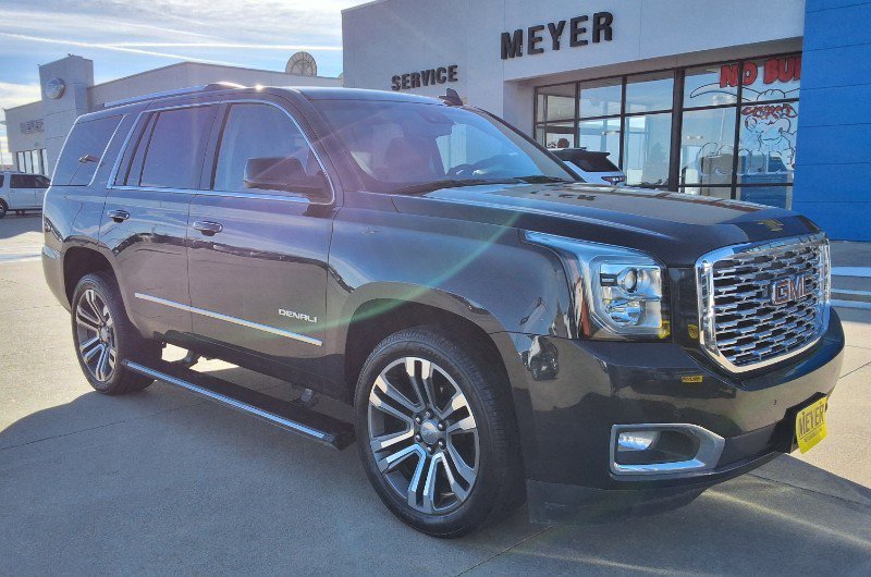 Used 2020 GMC Yukon Denali w/ Denali Ultimate Package image 2