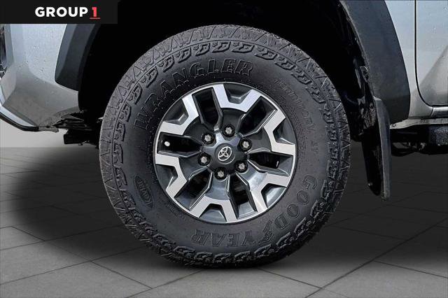 Certified 2023 Toyota Tacoma TRD Off-Road w/ Black Out Package (TMS) AWD/4WD image 11