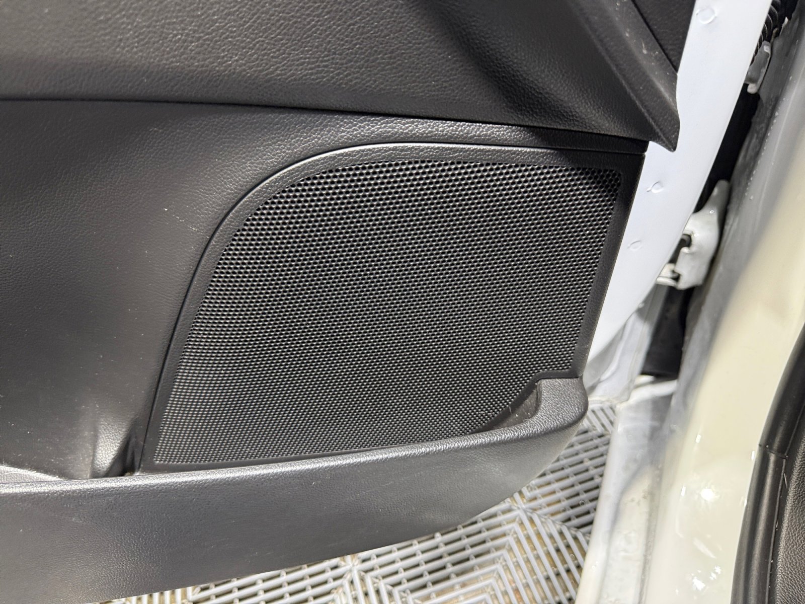 Used 2020 Chevrolet Spark LT image 27