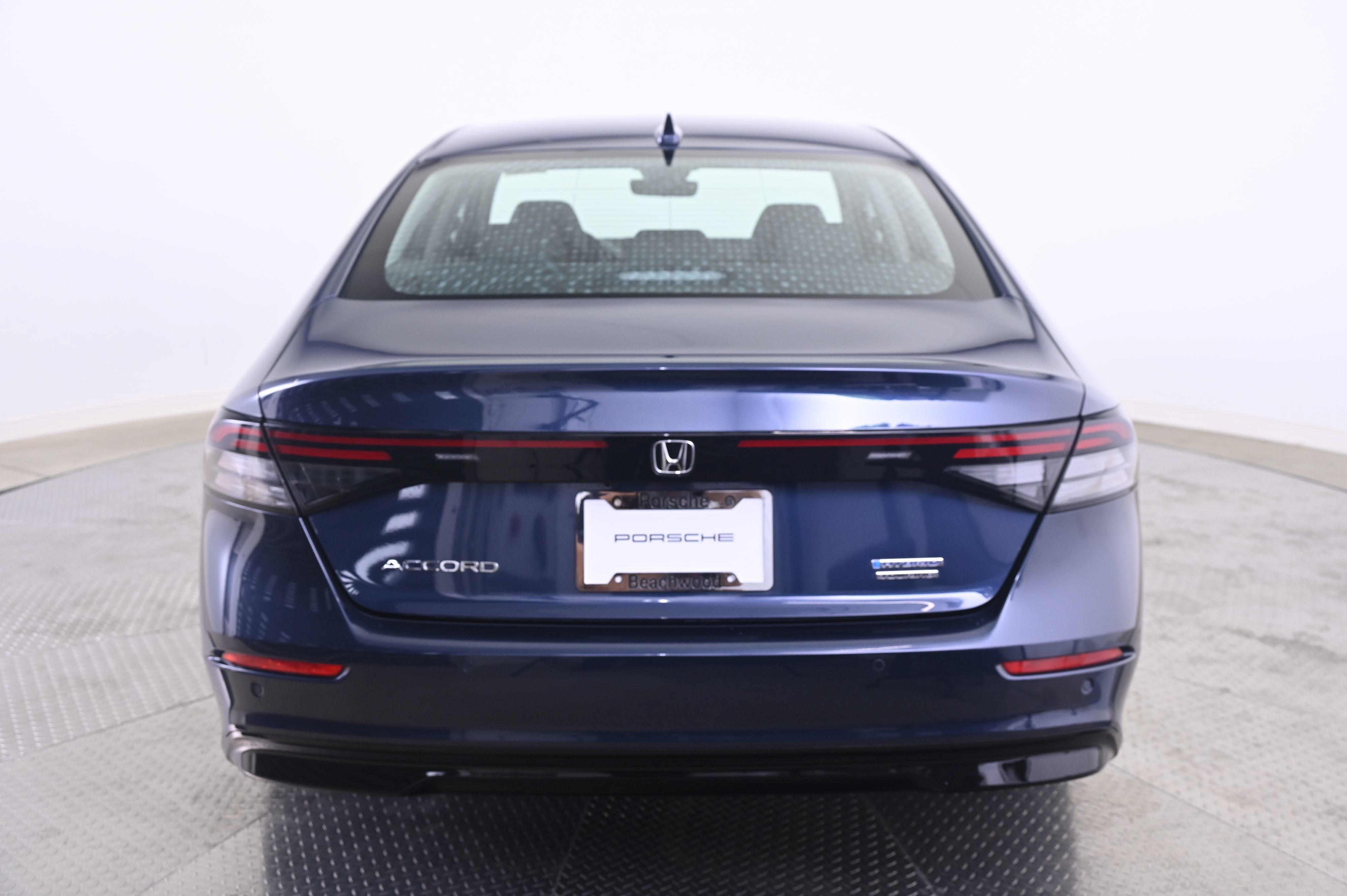 Used 2023 Honda Accord Touring image 6