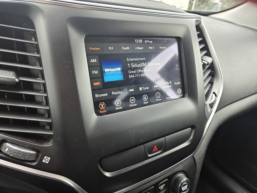 Used 2019 Jeep Cherokee Latitude Plus FWD image 29