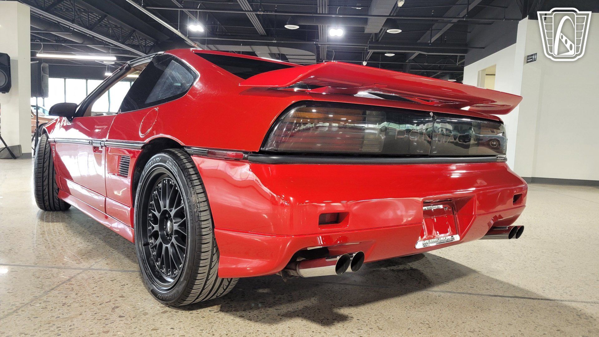 Used 1988 Pontiac Fiero GT RWD image 10
