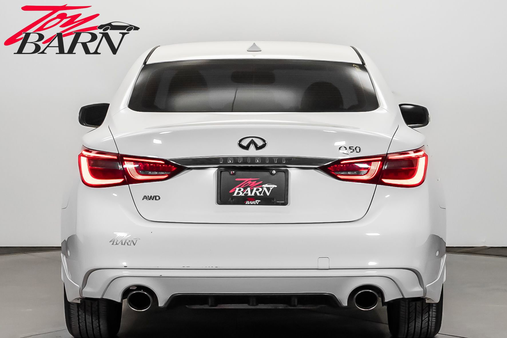 Used 2018 INFINITI Q50 Luxe w/ Essential Package (3.0T Luxe) image 4