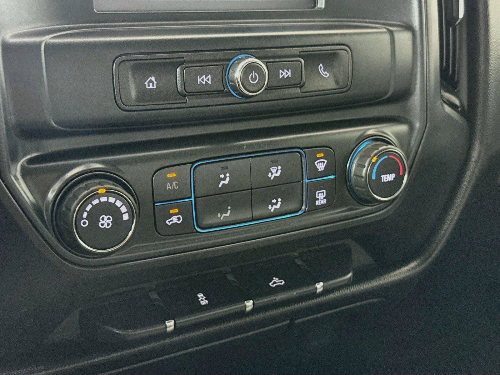 Used 2018 Chevrolet Silverado 1500 Custom w/ Custom Convenience Package RWD image 18