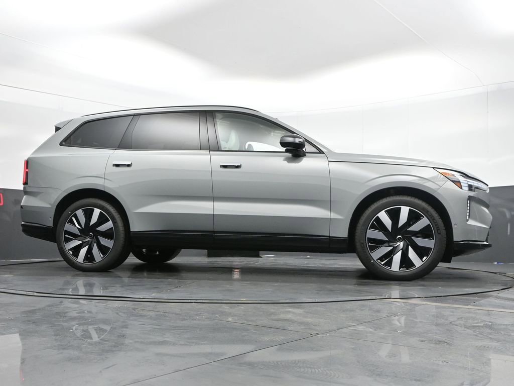New 2025 Volvo EX90 Ultra image 43