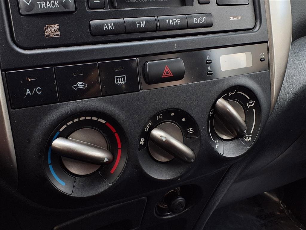 Used 2004 Toyota RAV4 2WD image 8