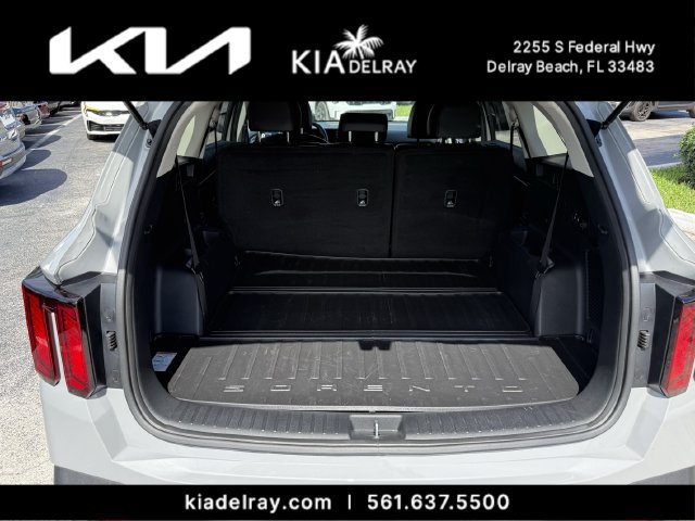 Used 2026 Kia Sorento S w/ S Panoramic Sunroof Package FWD image 8