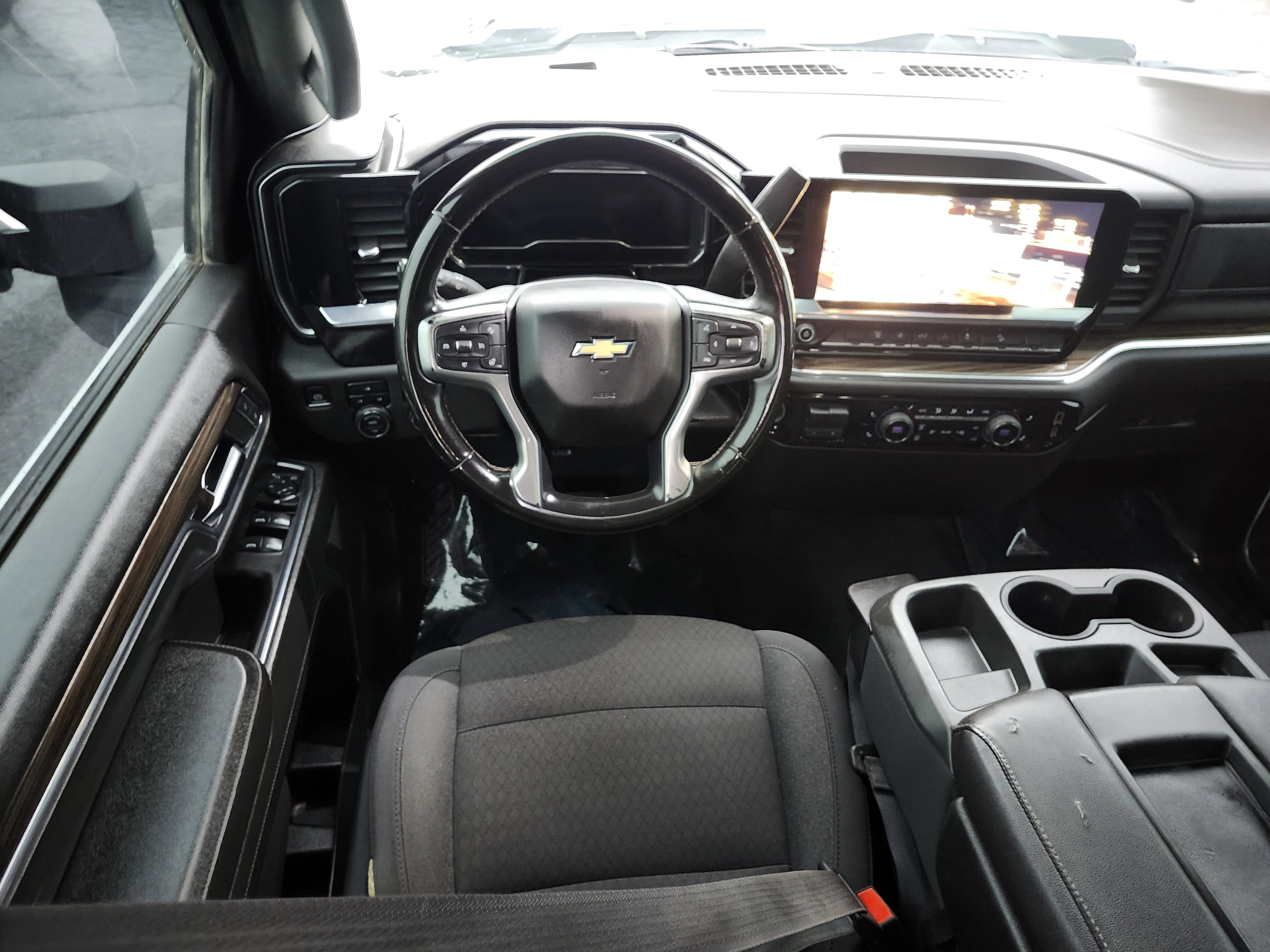Used 2024 Chevrolet Silverado 2500 LT image 23