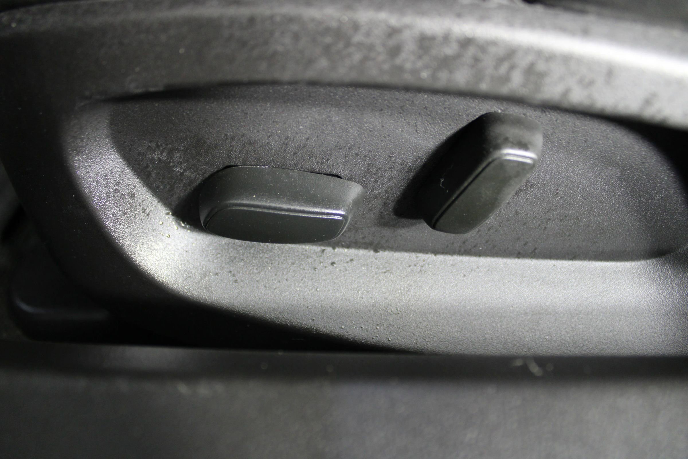 Used 2017 Chevrolet Corvette Stingray Coupe w/ Carbon Flash Badge Package image 30