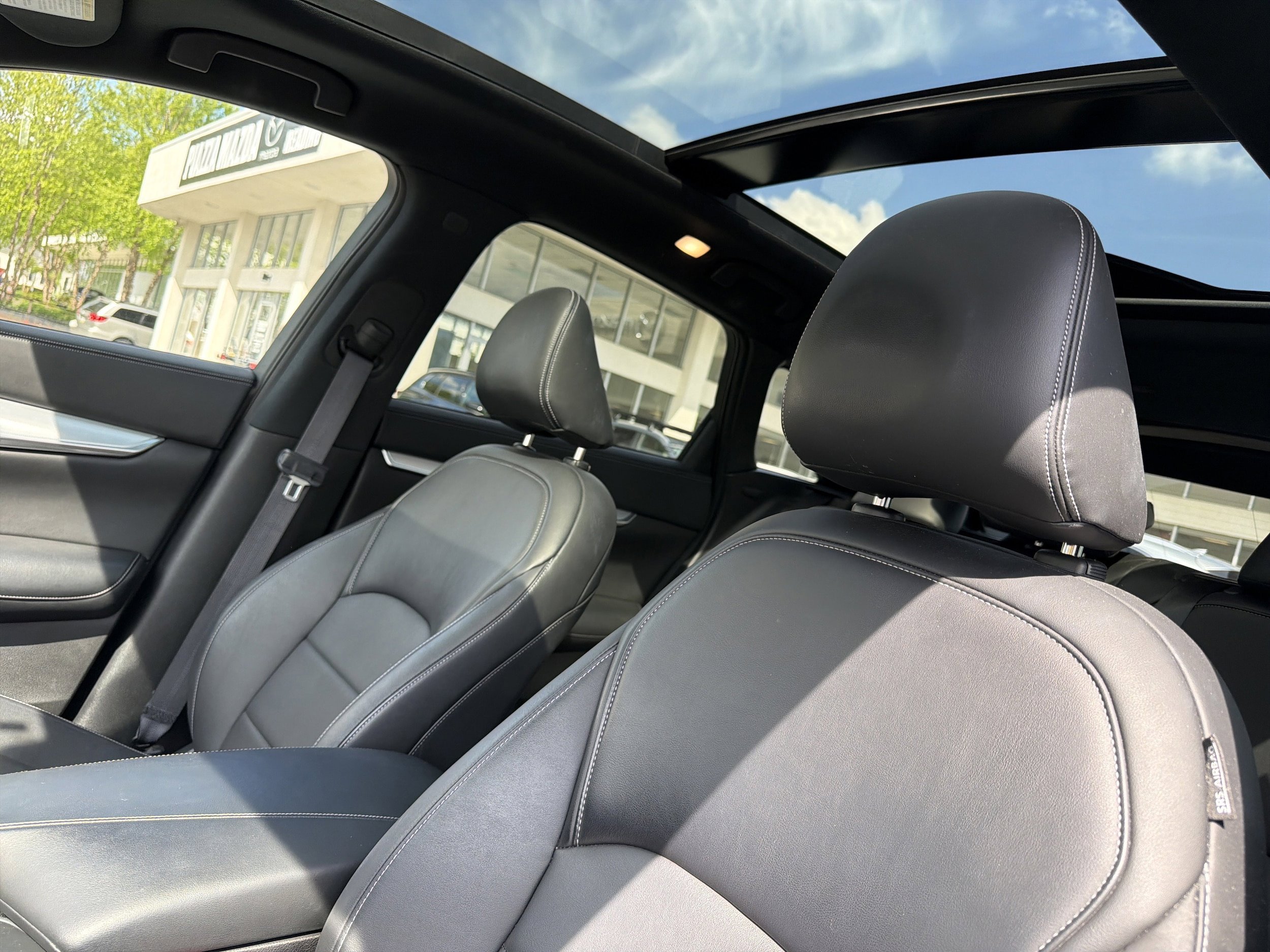 Used 2021 INFINITI QX50 Luxe w/ Appearance Package AWD/4WD image 8