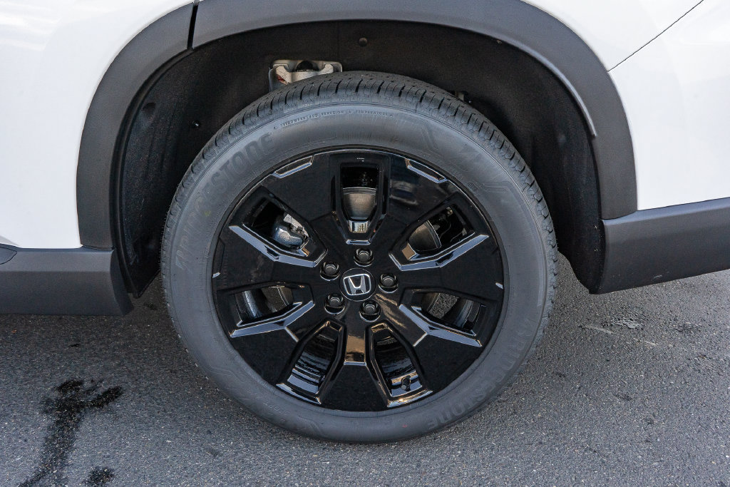 New 2026 Honda Pilot Black Edition image 10