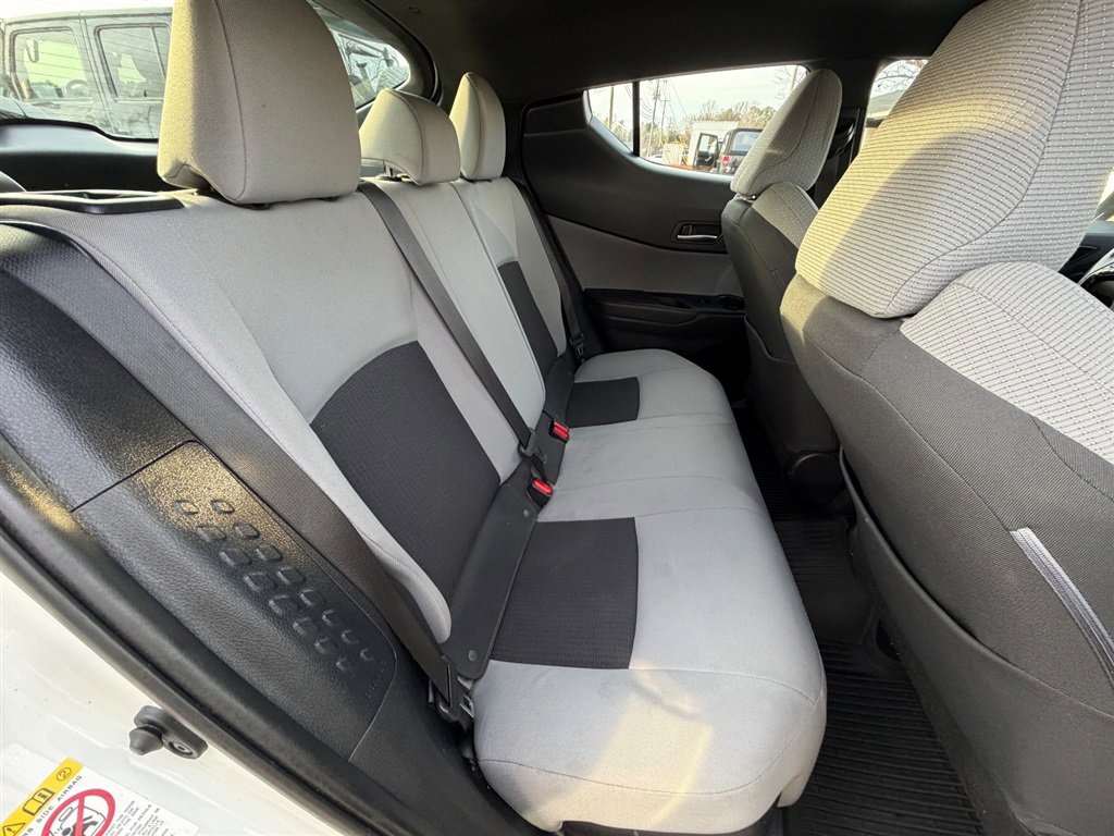 Used 2019 Toyota C-HR image 17