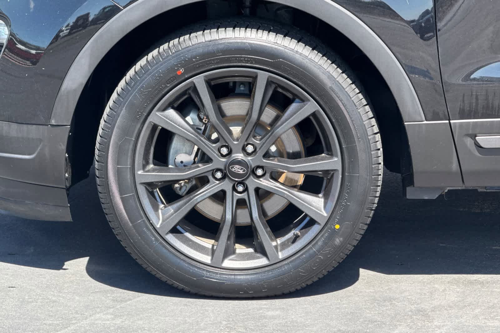 Used 2018 Ford Explorer XLT w/ Equipment Group 202A image 33