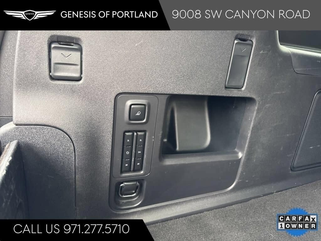 Used 2025 Lincoln Navigator L Reserve AWD/4WD image 13