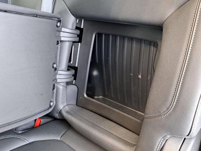 Used 2022 GMC Sierra 2500 SLT w/ SLT Preferred Package image 33