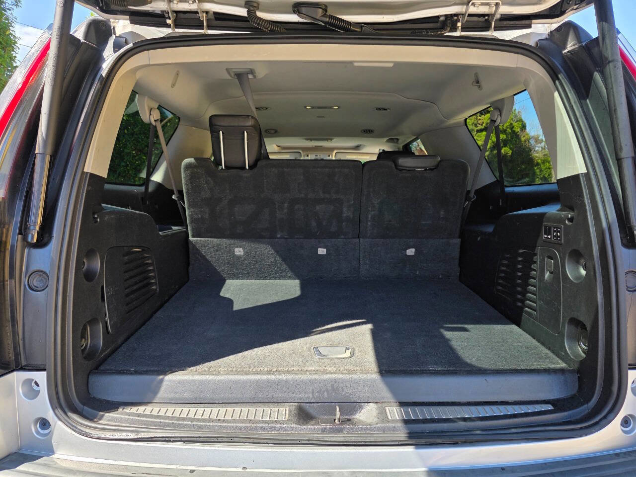 Used 2019 Cadillac Escalade ESV Luxury image 48