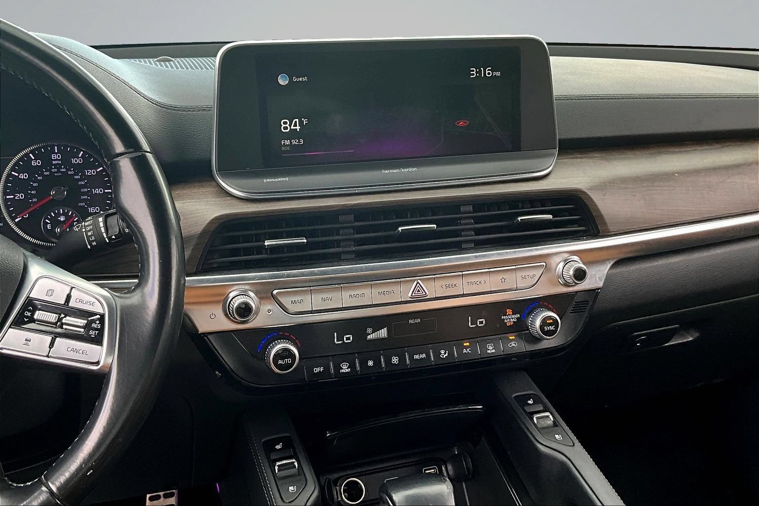 Used 2020 Kia Telluride SX w/ Towing Package FWD image 8