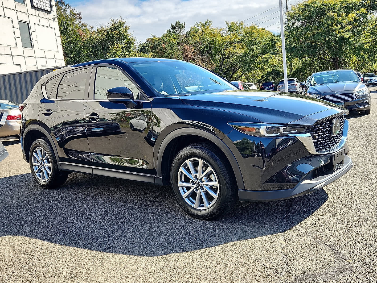 Used 2022 MAZDA CX-5 AWD 2.5 S w/ Select Package image 4