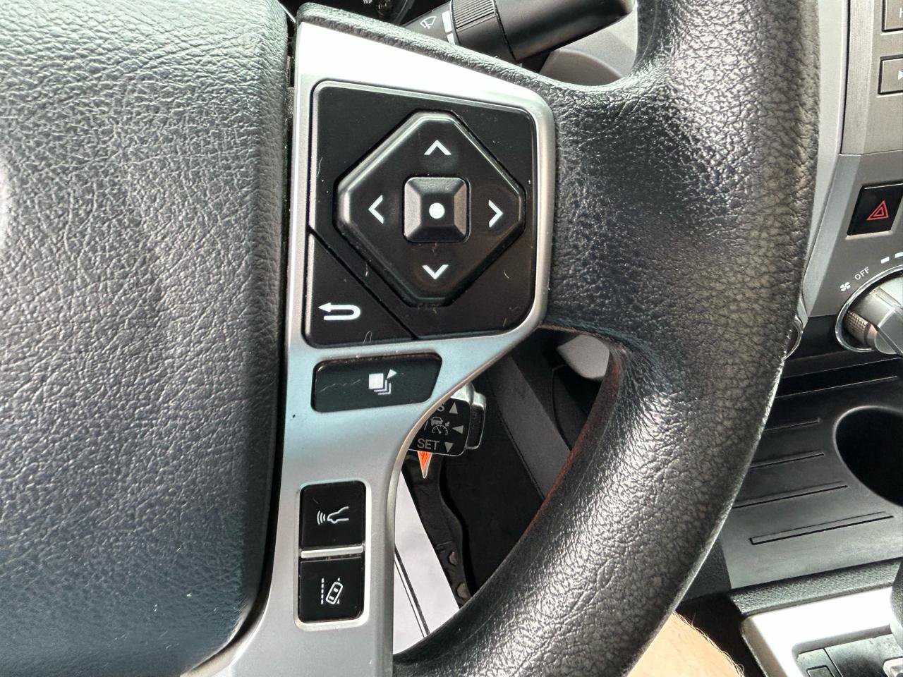 Used 2018 Toyota Tundra SR5 AWD/4WD image 18