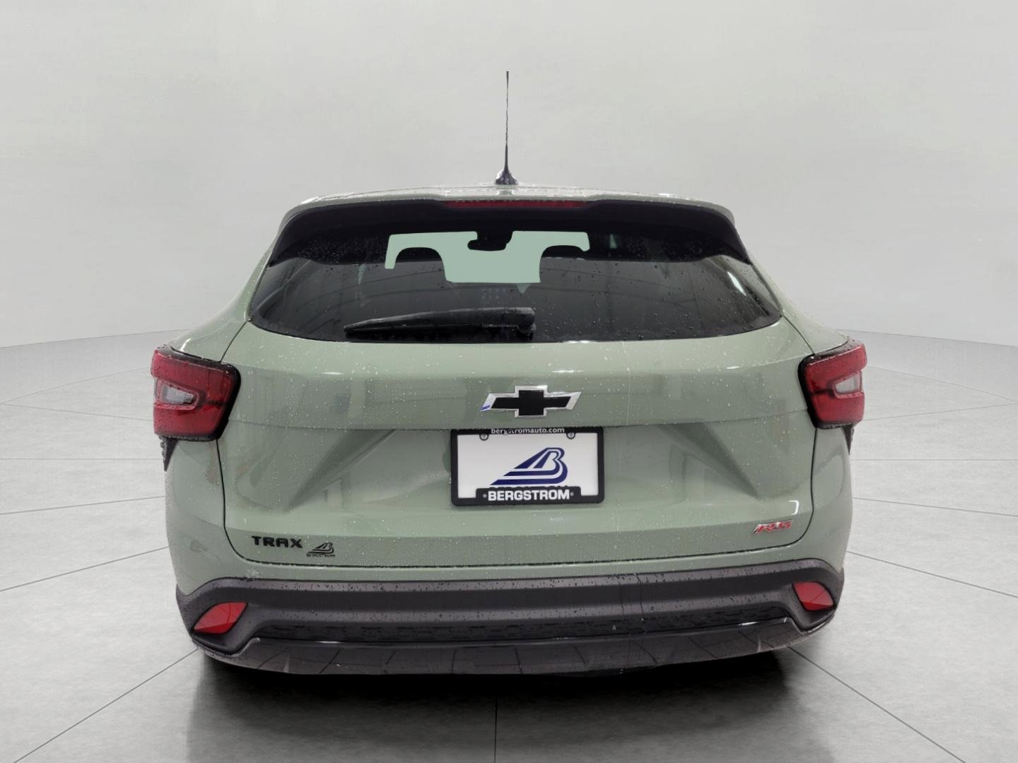 Certified 2024 Chevrolet Trax RS w/ Driver Confidence Package image 23