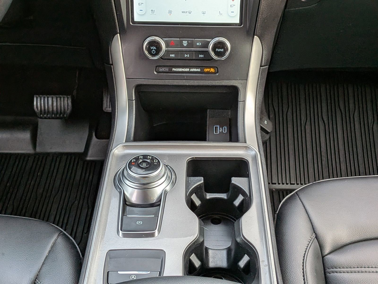 Certified 2024 Ford Edge SEL w/ Convenience Package AWD/4WD image 21