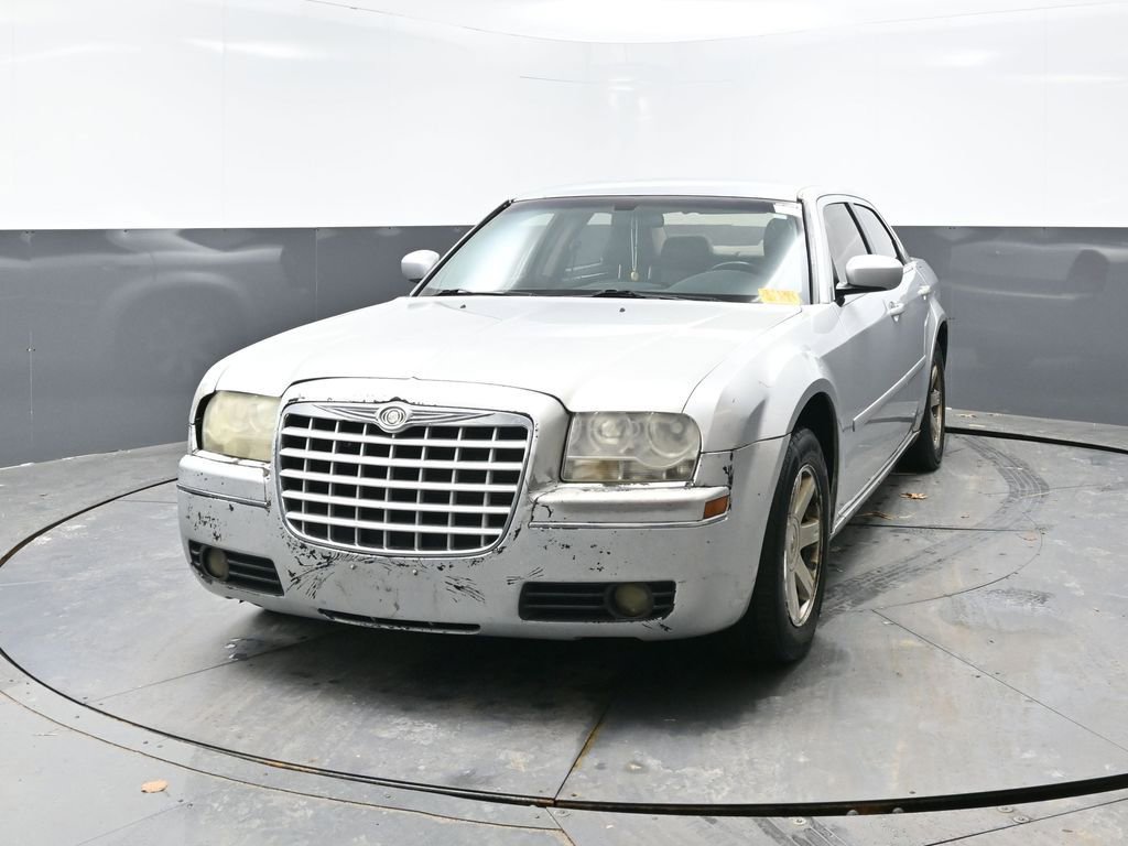 Used 2005 Chrysler 300 Touring w/ Sound Group image 4