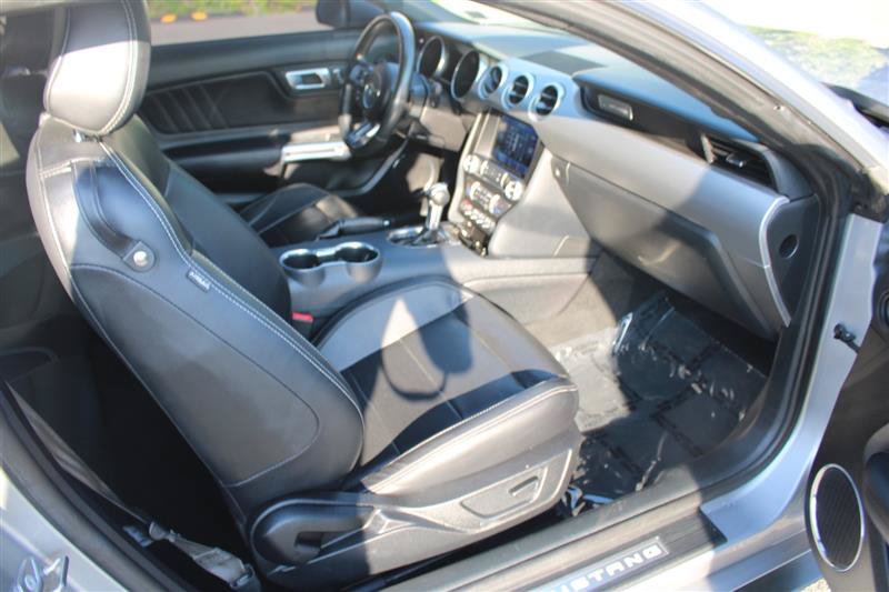 Used 2021 Ford Mustang Premium RWD image 11