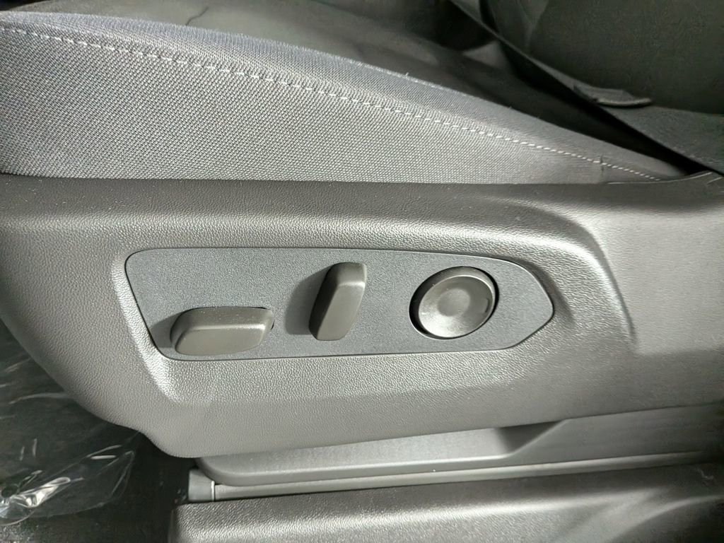New 2026 GMC Sierra 1500 Elevation image 15