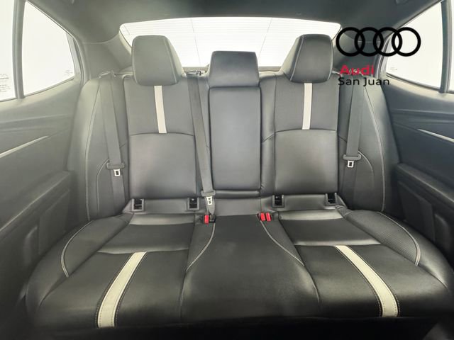 Used 2025 Toyota Camry SE image 15