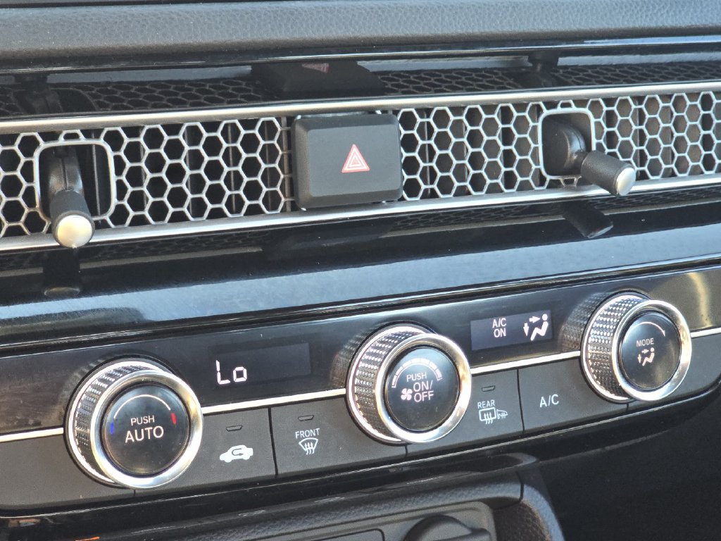 Used 2025 Honda Civic Sport image 28