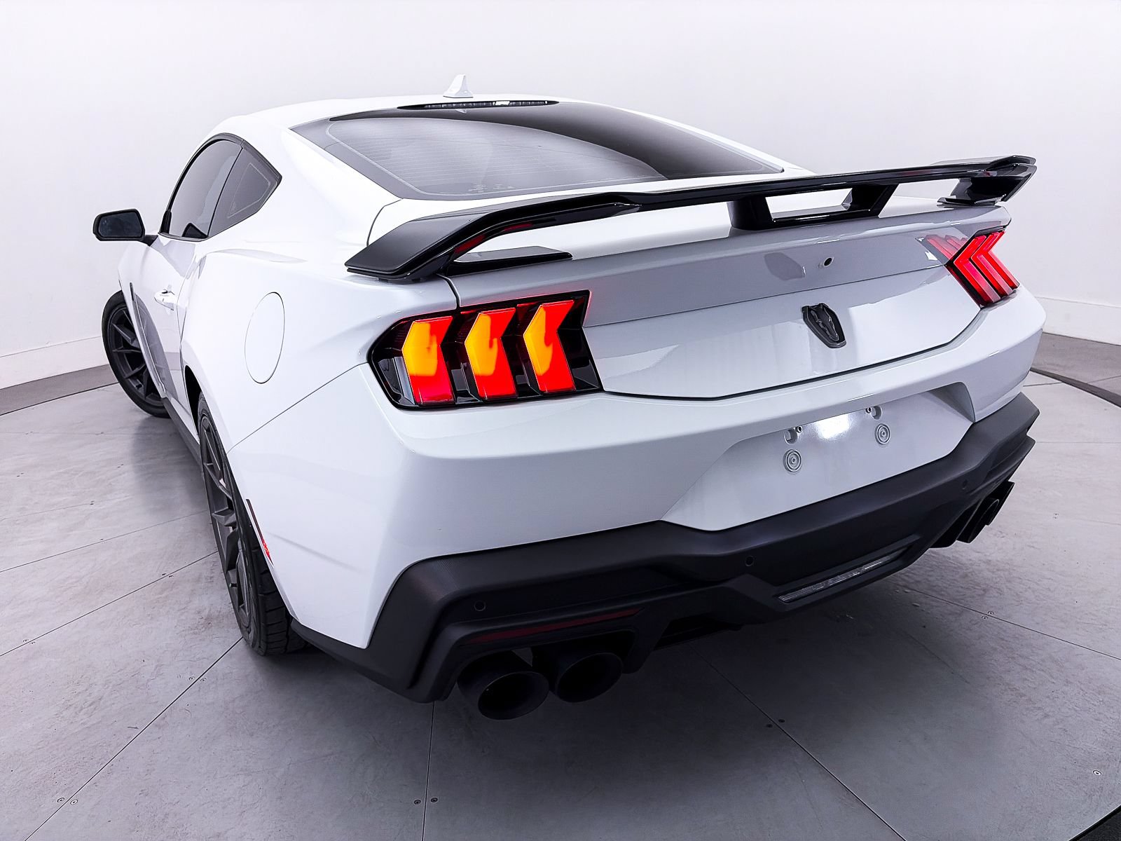 Used 2024 Ford Mustang Dark Horse RWD image 5