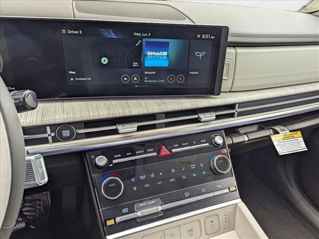 New 2025 Hyundai Santa Fe Calligraphy FWD image 11