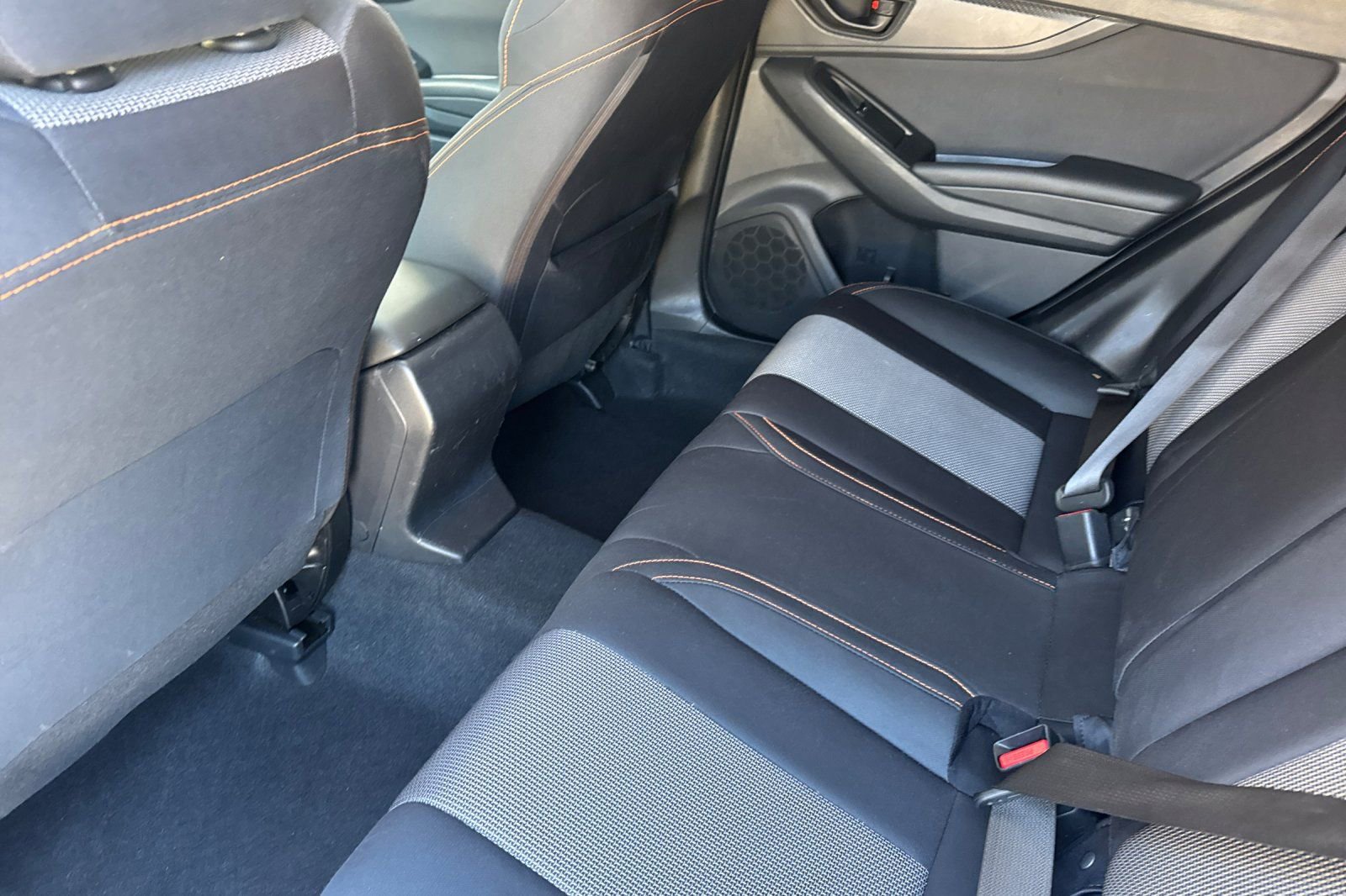 Used 2020 Subaru Crosstrek 2.0i Premium w/ Moonroof Package 2 image 15