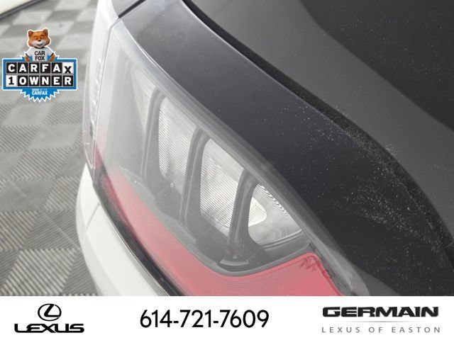 Used 2019 Jeep Cherokee Latitude Plus w/ Cold Weather Group AWD/4WD image 17