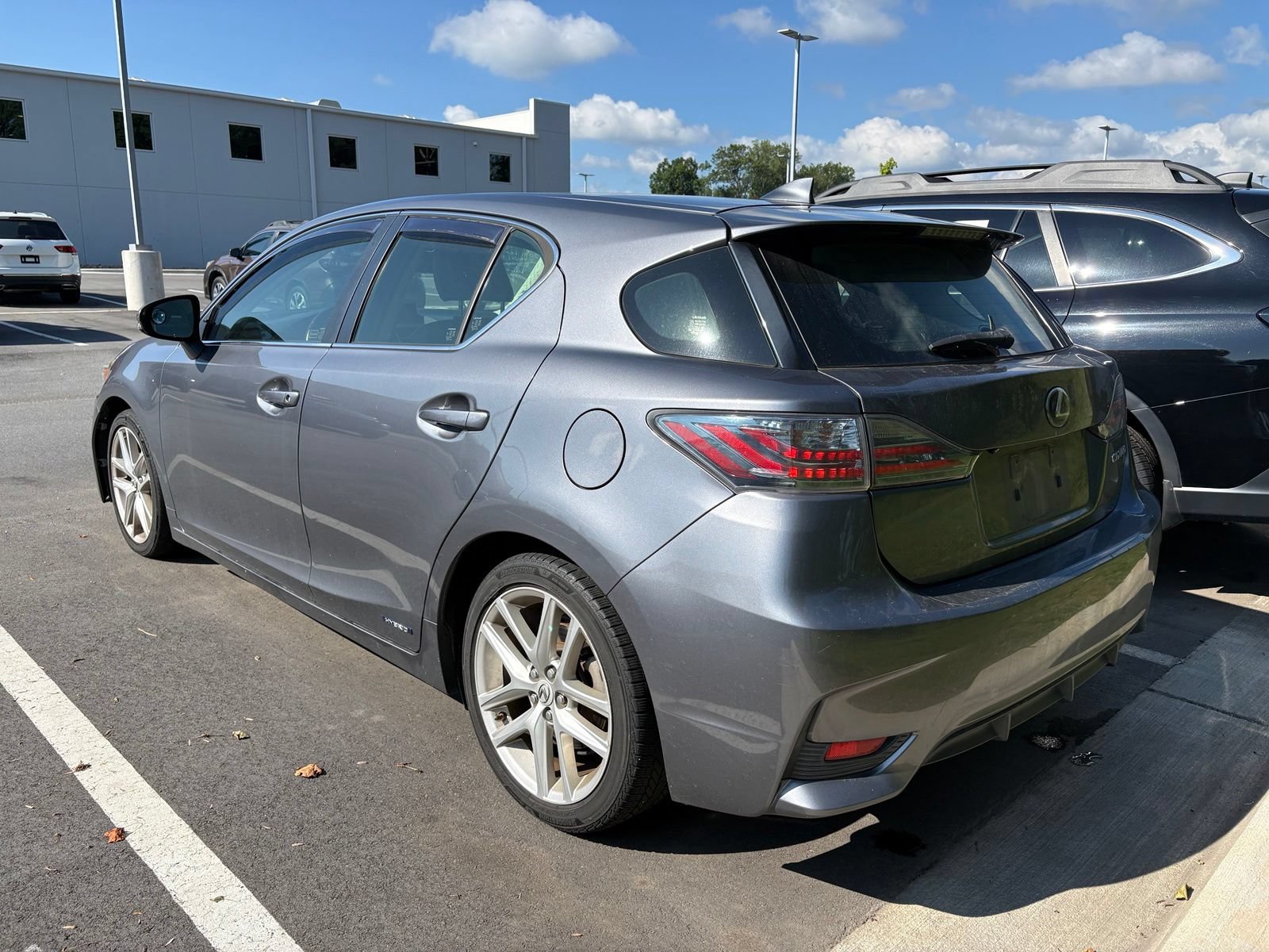 Used 2014 Lexus CT 200h FWD image 4