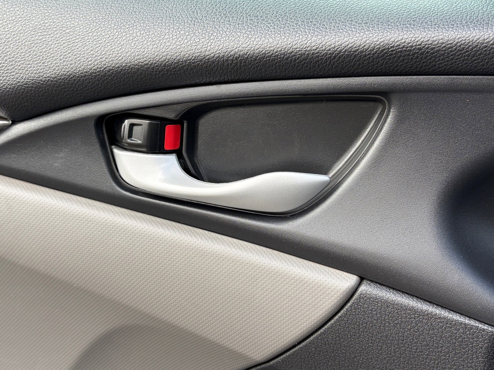 Used 2020 Honda Civic LX image 17